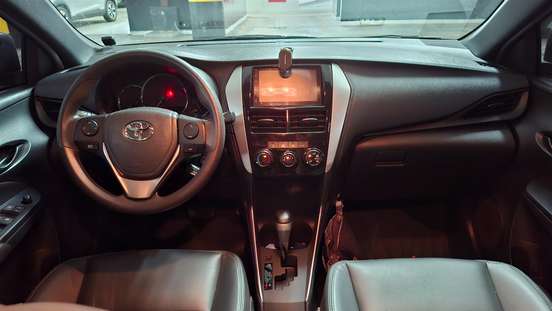 TOYOTA-YARIS-1.3 16V FLEX XL MULTIDRIVE TOYOTA-YARIS-2019