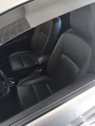 TOYOTA-YARIS-2024