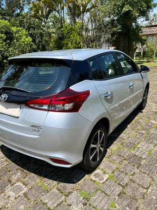 TOYOTA-YARIS-2018