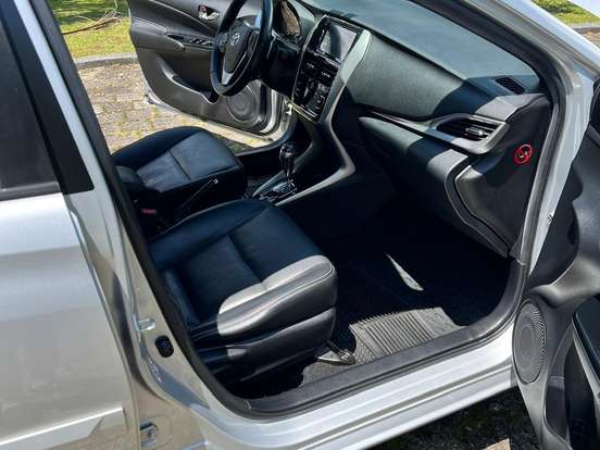 TOYOTA-YARIS-1.5 16V FLEX XLS MULTIDRIVE TOYOTA-YARIS-2018