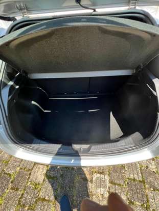 TOYOTA-YARIS-2018