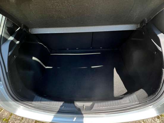TOYOTA-YARIS-1.5 16V FLEX XLS MULTIDRIVE TOYOTA-YARIS-2018