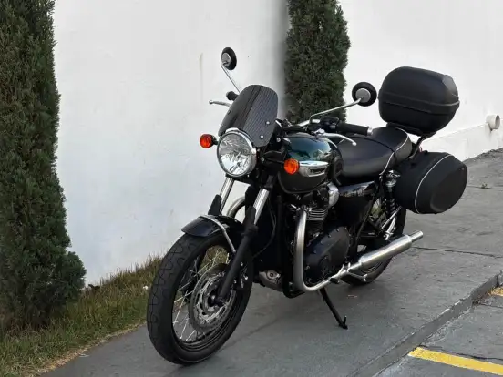 TRIUMPH-BONNEVILLE T100 900 TRIUMPH-BONNEVILLE T100 900-2024