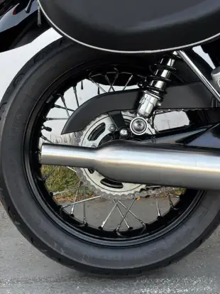TRIUMPH-BONNEVILLE T100 900-2024
