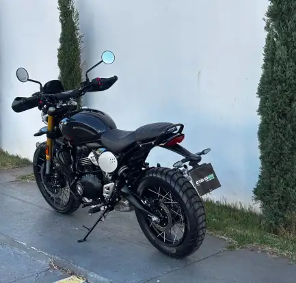 TRIUMPH-SCRAMBLER 400 XC-2025
