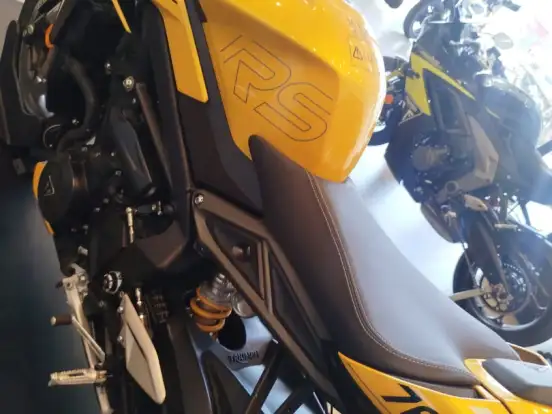 TRIUMPH-STREET TRIPLE RS ABS TRIUMPH-STREET TRIPLE RS ABS-2025