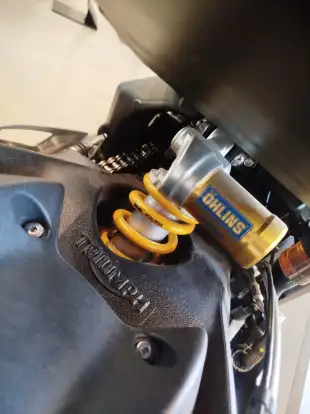 TRIUMPH-STREET TRIPLE RS ABS-2025