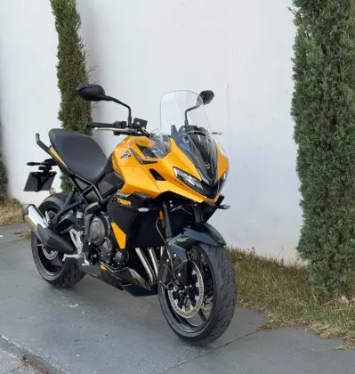 TRIUMPH TIGER 800 SPORT 
