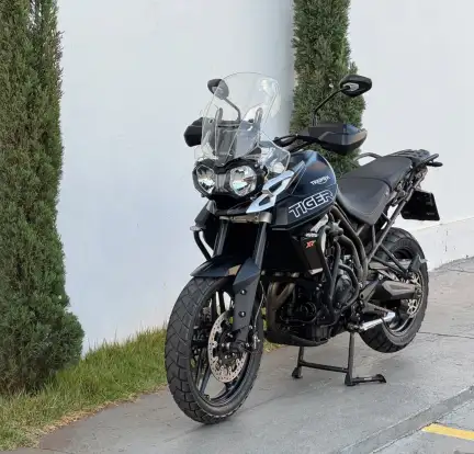 TRIUMPH-TIGER 800 XRX-2019