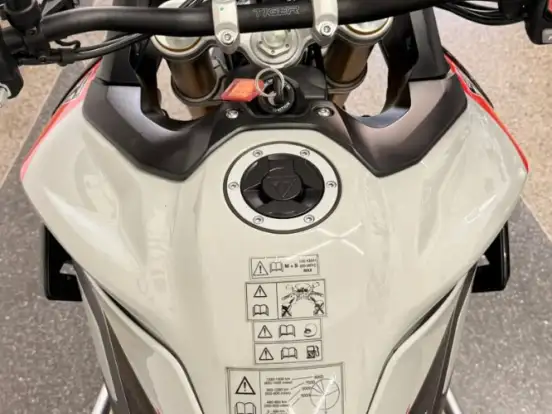 TRIUMPH-TIGER 900 RALLY PRO TRIUMPH-TIGER 900 RALLY PRO-2025