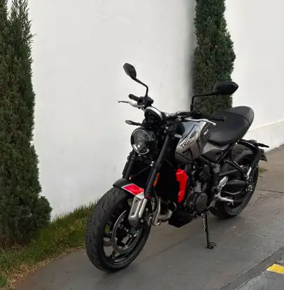 TRIUMPH-TRIDENT 660-2024