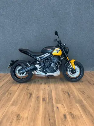 TRIUMPH-TRIDENT 660-2025