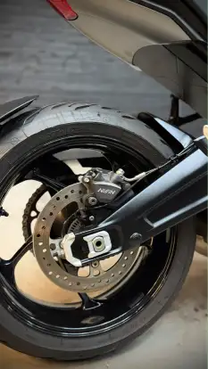 TRIUMPH-TRIDENT 660-2021