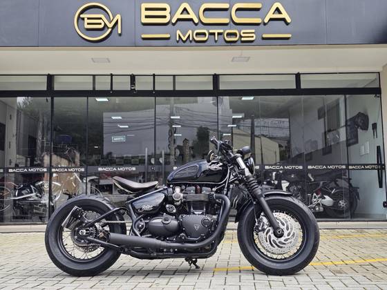 TRIUMPH BONNEVILLE BOBBER 1200 