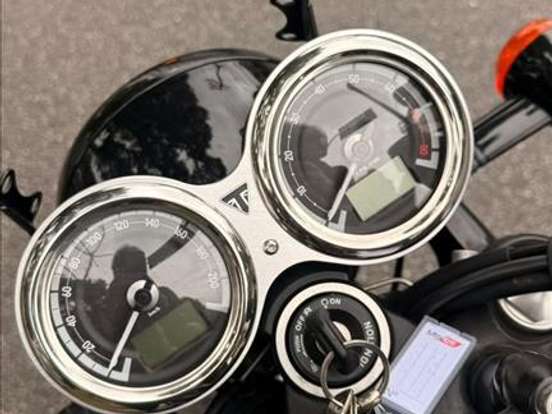 TRIUMPH-BONNEVILLE T120 BLACK 1200 TRIUMPH-BONNEVILLE T120 BLACK 1200-2024