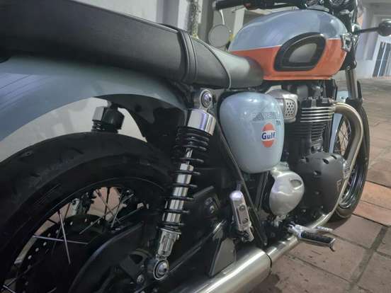 TRIUMPH-BONNEVILLE T100 900 TRIUMPH-BONNEVILLE T100 900-2022
