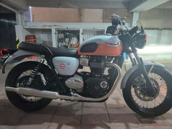 TRIUMPH-BONNEVILLE T100 900 TRIUMPH-BONNEVILLE T100 900-2022