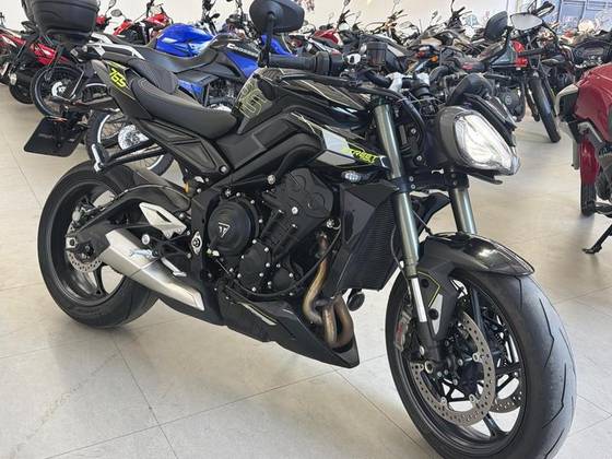 TRIUMPH STREET TRIPLE RS ABS 