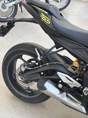 TRIUMPH-STREET TRIPLE RS ABS-2025