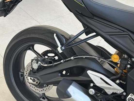 TRIUMPH-STREET TRIPLE RS ABS TRIUMPH-STREET TRIPLE RS ABS-2025