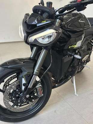 TRIUMPH-STREET TRIPLE RS ABS-2025