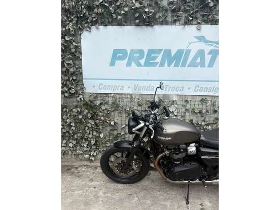 TRIUMPH-STREET TWIN-2020