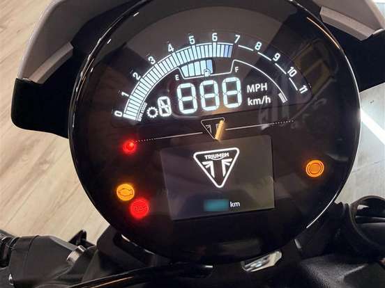 TRIUMPH-TRIDENT 660 TRIPLE TRIBUTE EDITION TRIUMPH-TRIDENT 660 TRIPLE TRIBUTE EDITION-2024
