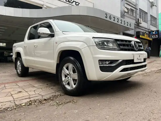 VOLKSWAGEN-AMAROK-2017