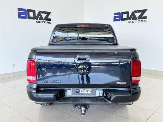 VOLKSWAGEN-AMAROK-2018