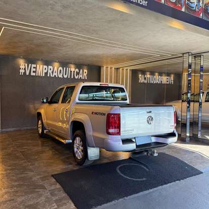 VOLKSWAGEN-AMAROK-2017