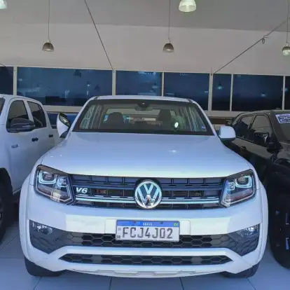 VOLKSWAGEN-AMAROK-2022
