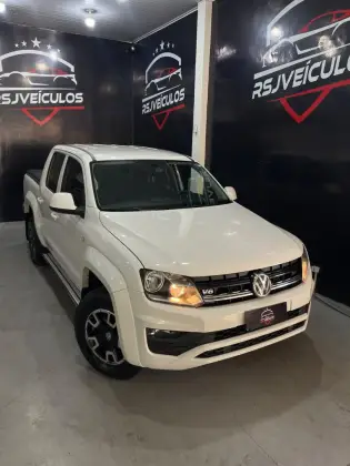 VOLKSWAGEN AMAROK 3.0 V6 TDI DIESEL COMFORTLINE CD 4MOTION AUTOMÁTICO