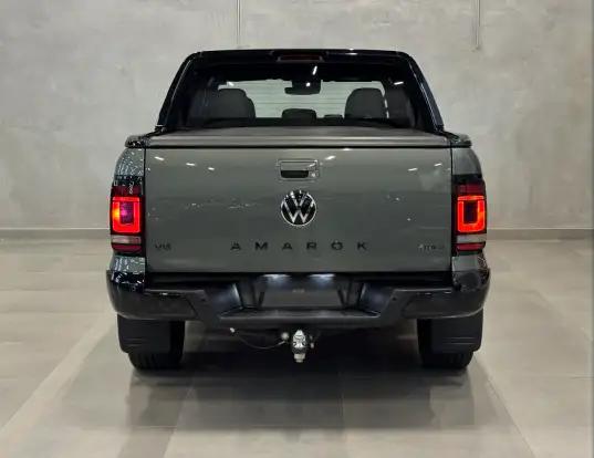 VOLKSWAGEN-AMAROK-2024