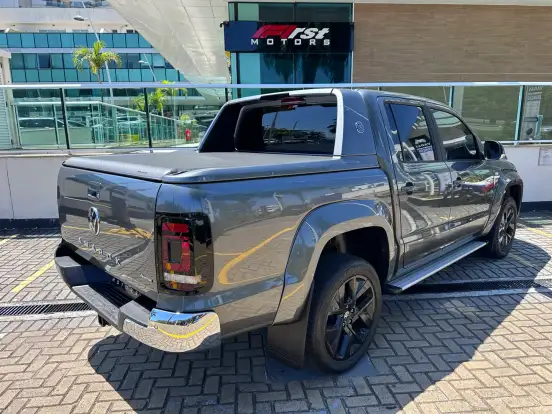 VOLKSWAGEN-AMAROK-2024