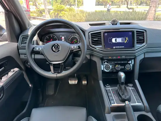 VOLKSWAGEN-AMAROK-2024