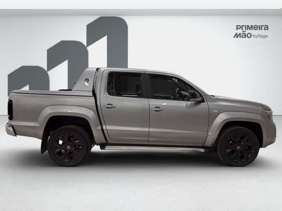 VOLKSWAGEN-AMAROK-2024