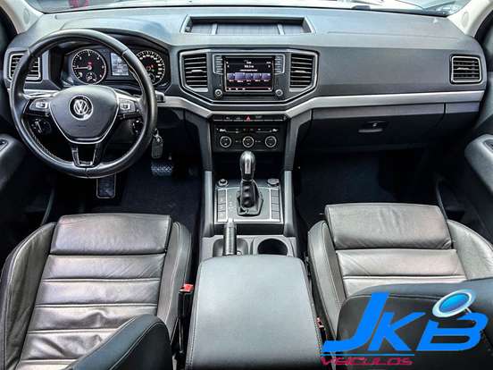 VOLKSWAGEN-AMAROK-3.0 V6 TDI DIESEL HIGHLINE CD 4MOTION AUTOMÁTICO VOLKSWAGEN-AMAROK-2019