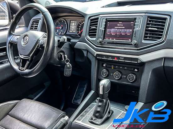 VOLKSWAGEN-AMAROK-3.0 V6 TDI DIESEL HIGHLINE CD 4MOTION AUTOMÁTICO VOLKSWAGEN-AMAROK-2019