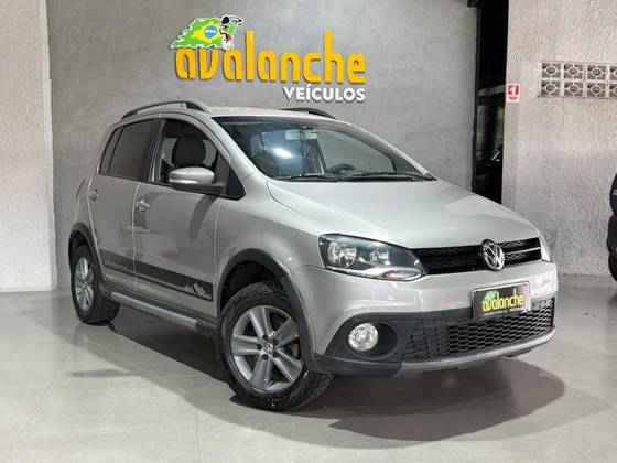 VOLKSWAGEN CROSSFOX 1.6 MI FLEX 8V 4P MANUAL