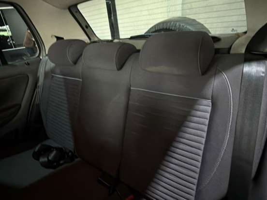 VOLKSWAGEN-CROSSFOX-2011