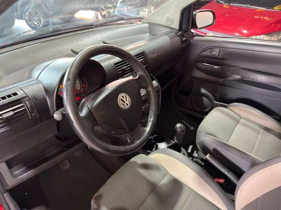 VOLKSWAGEN-CROSSFOX-2009