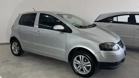 VOLKSWAGEN-FOX-1.0 MI 8V FLEX 4P MANUAL VOLKSWAGEN-FOX-2009