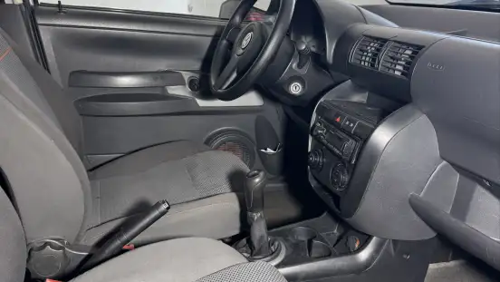 VOLKSWAGEN-FOX-2009