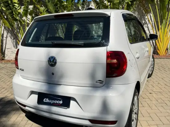 VOLKSWAGEN-FOX-1.0 MI 8V FLEX 4P MANUAL VOLKSWAGEN-FOX-2013