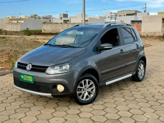 VOLKSWAGEN-FOX-1.6 MI 8V FLEX 4P MANUAL VOLKSWAGEN-FOX-2012
