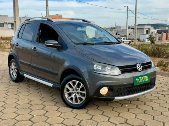 VOLKSWAGEN-FOX-1.6 MI 8V FLEX 4P MANUAL VOLKSWAGEN-FOX-2012