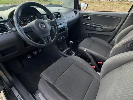 VOLKSWAGEN-FOX-1.6 MI 8V FLEX 4P MANUAL VOLKSWAGEN-FOX-2012