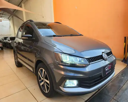 VOLKSWAGEN-FOX-2020