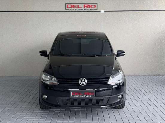 VOLKSWAGEN-FOX-2012