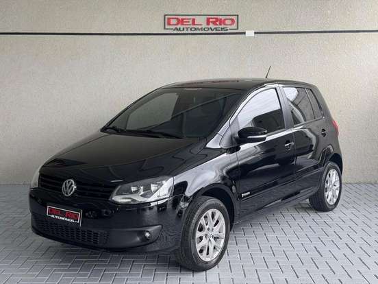 VOLKSWAGEN-FOX-2012